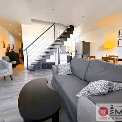 Appartement 3 pièces 549670 €