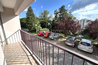 Appartement 5 pièces 348 €