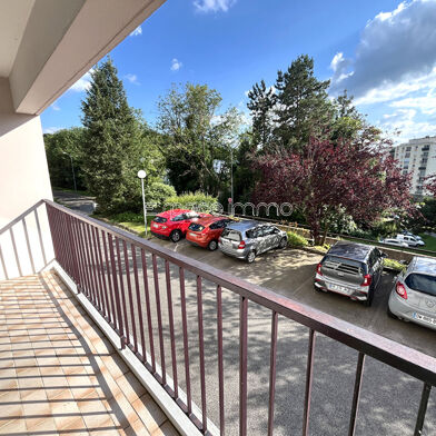 Appartement 5 pièces 348 €