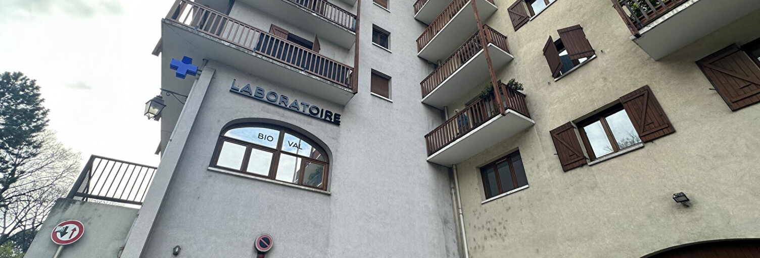 Garage   m² à louer à Chambéry (73000)