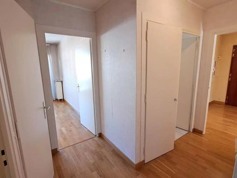 CHAMBERY- T3 avec balcon et parking — photo 1