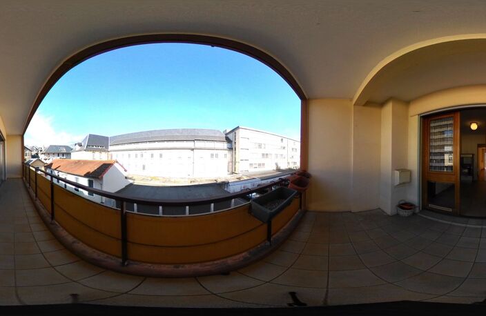 CHAMBERY- T3 avec balcon et parking — photo 5
