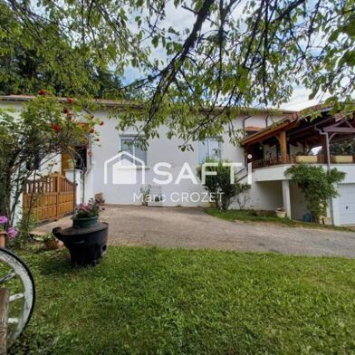 Maison 8 pièces 256000 €