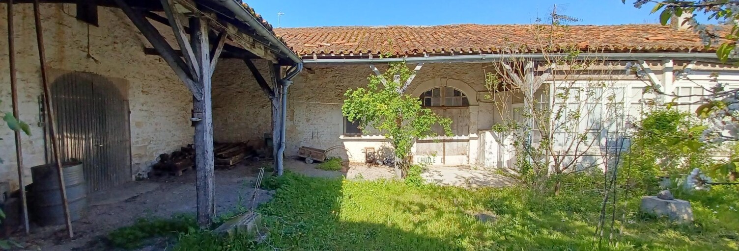 Immeuble  600 m² à vendre à Aigre (16140)