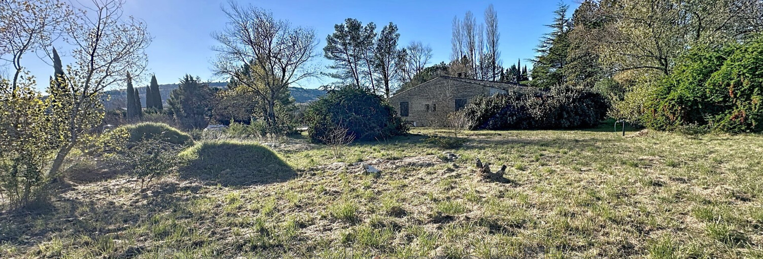 Terrain  817 m² à vendre à Gordes (84220)