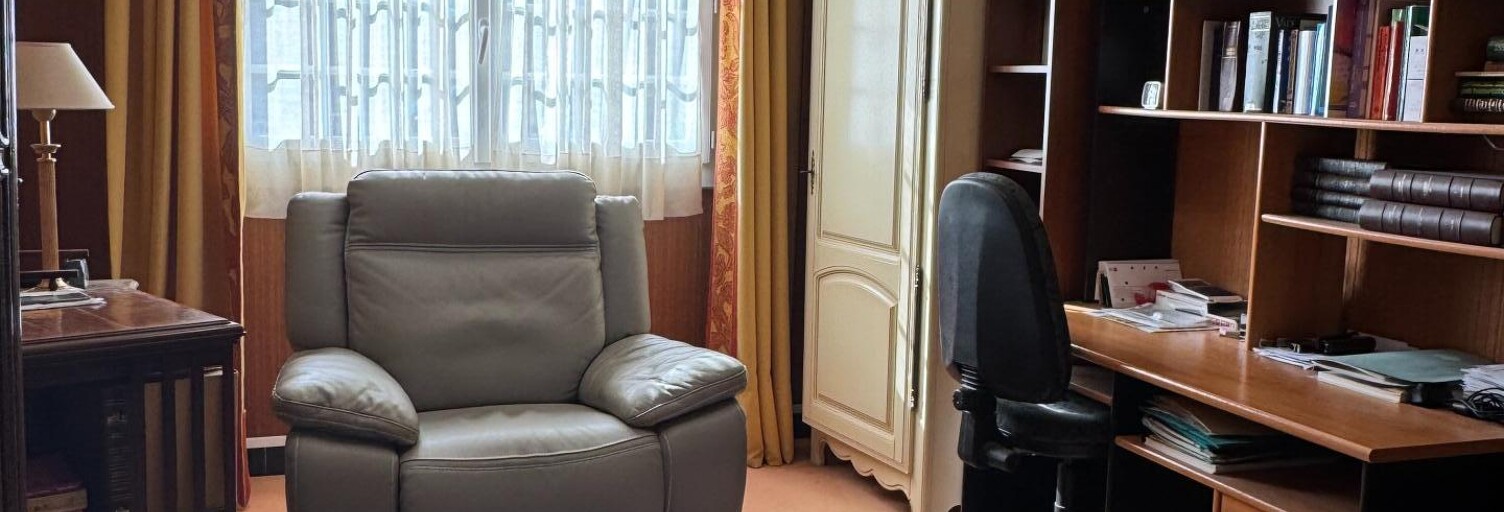Maison 9 Pièces 235 m² à vendre à Oloron-Sainte-Marie (64400)
