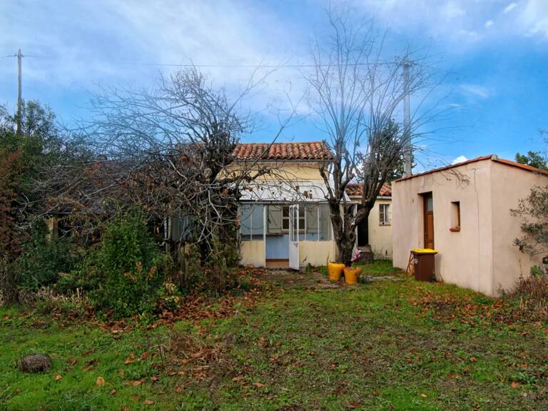DRAGUIGNAN MAISON T2 44 m² À RÉNOVER AVEC PETITE DÉPENDANCE ET JARDIN — photo 1