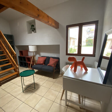 Appartement 1 pièces 425 €