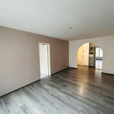 Appartement 2 pièces 740 €