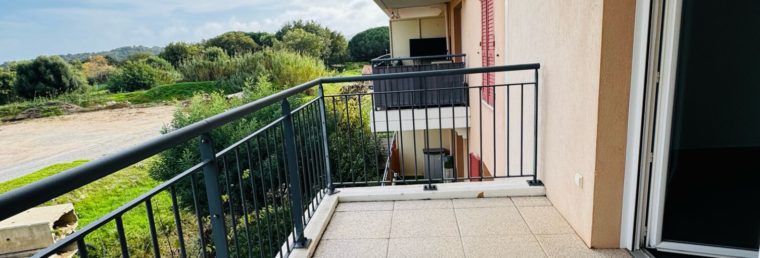Appartement 1 Pièce 28 m² à vendre à Bormes-les-Mimosas (83230)