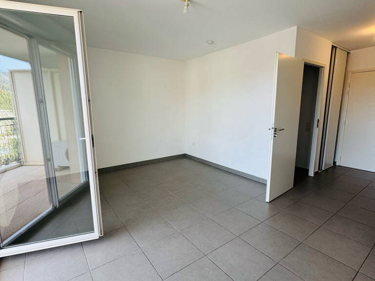 Studio 28 m2 avec balcon , parking et cave  -BORMES LES MIMO — photo 1
