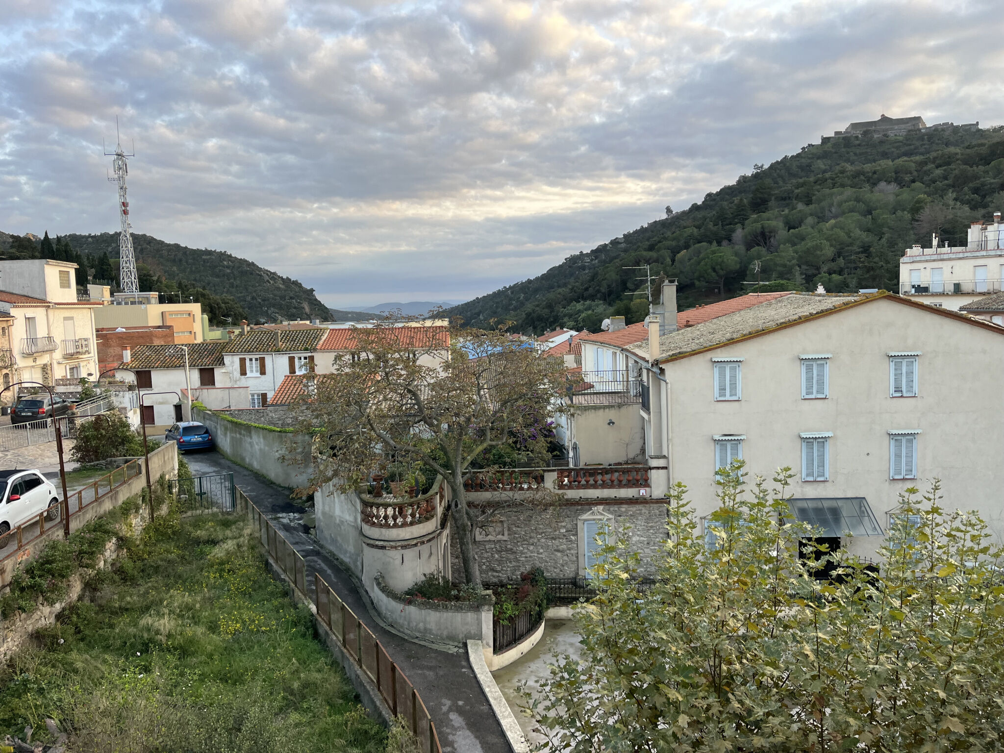 Villa / Maison  T7 à vendre Perthus (Le) 66480