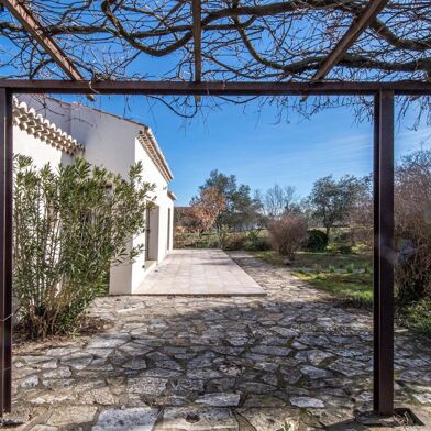 Maison 10 pièces 740000 €