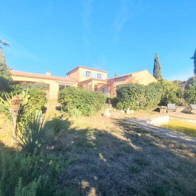 Maison 5 pièces 549000 €