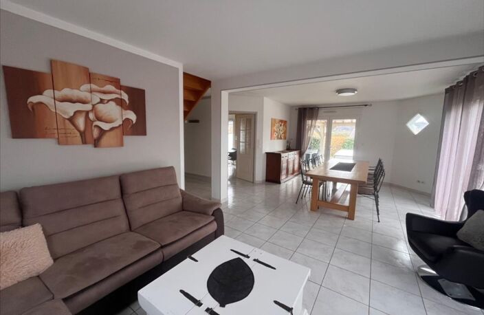 Vente maison 6 pièces 178 m² Pirey (25480) — photo 4