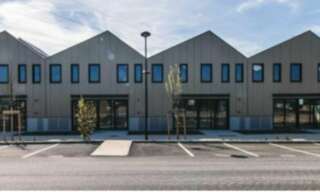 Commerce  3817 m² à vendre à Toussieu (69780)