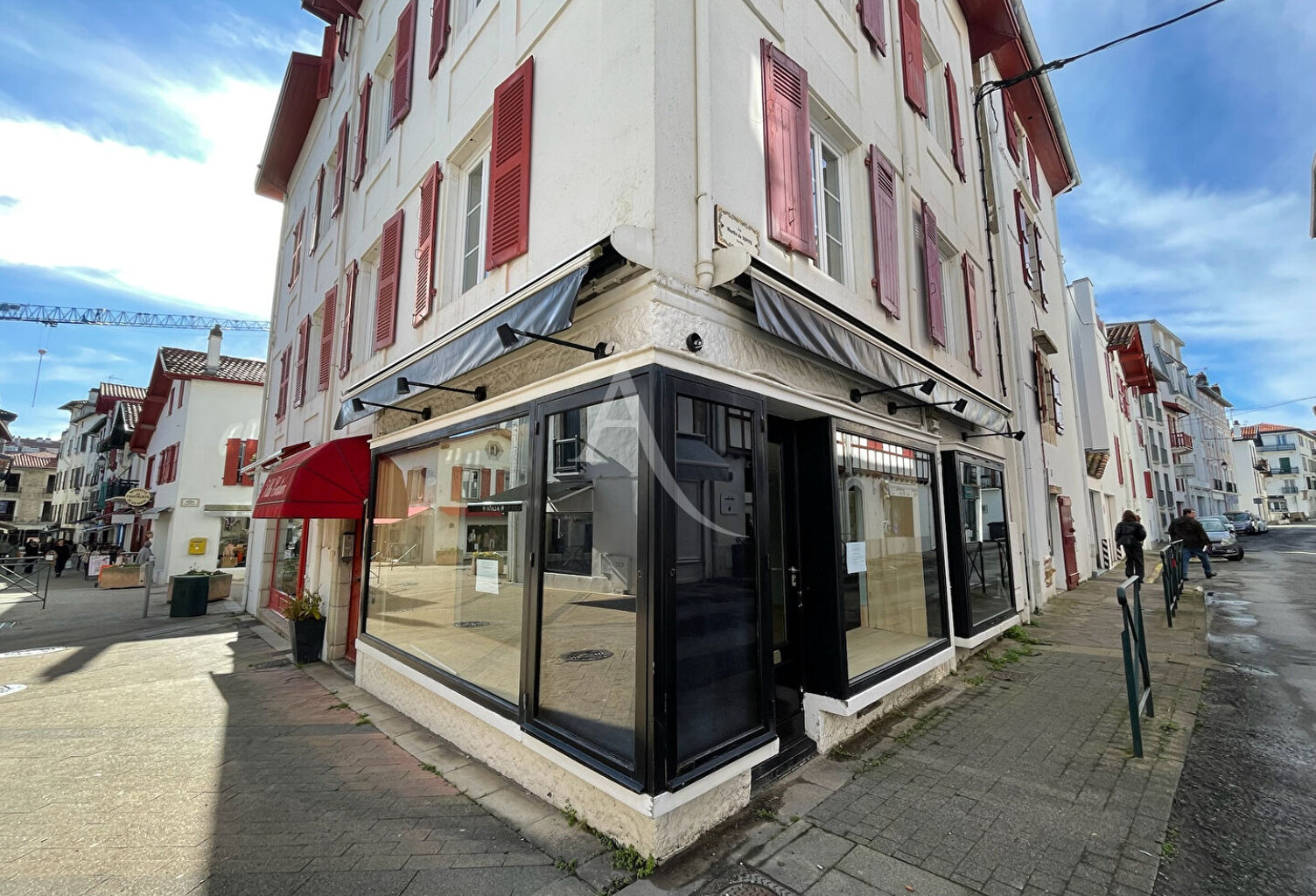 Local Commercial 32 m² Centre ville Saint Jean de Luz — photo 1
