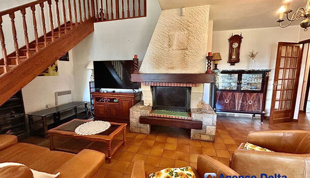 Villa / Maison 5 pièces  à vendre Garde (La) 83130