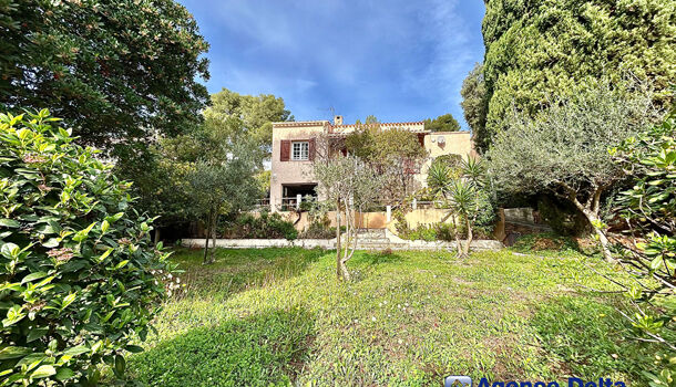 Villa / Maison 5 pièces  à vendre Garde (La) 83130