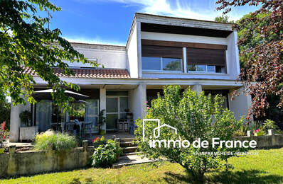 Ensemble immobilier - maison 119 m² + dépendance à rénover — photo du bien
