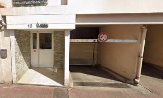 Garage   m² à louer à Cannes (06400)