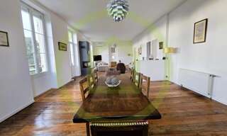Maison 9 Pièces 300 m² à vendre à Semillac (17150)