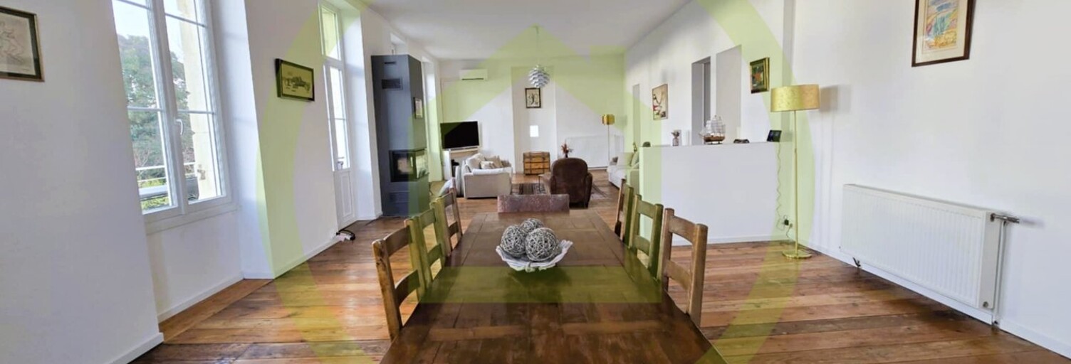 Maison 9 Pièces 300 m² à vendre à Semillac (17150)