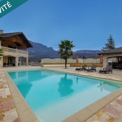 Maison 7 pièces 849000 €