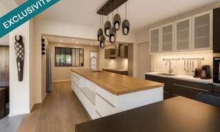 Maison 8 Pièces 325 m² à vendre à Fargues-Saint-Hilaire (33370)