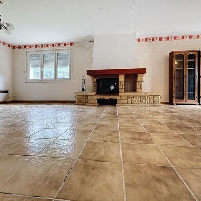 Maison 7 pièces 297000 €