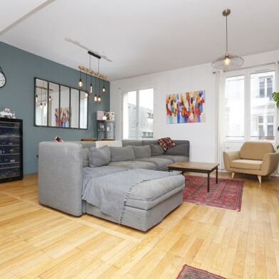 Appartement 3 pièces 324632 €