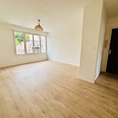 Appartement 3 pièces 108600 €