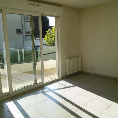 Appartement 2 pièces 746 €