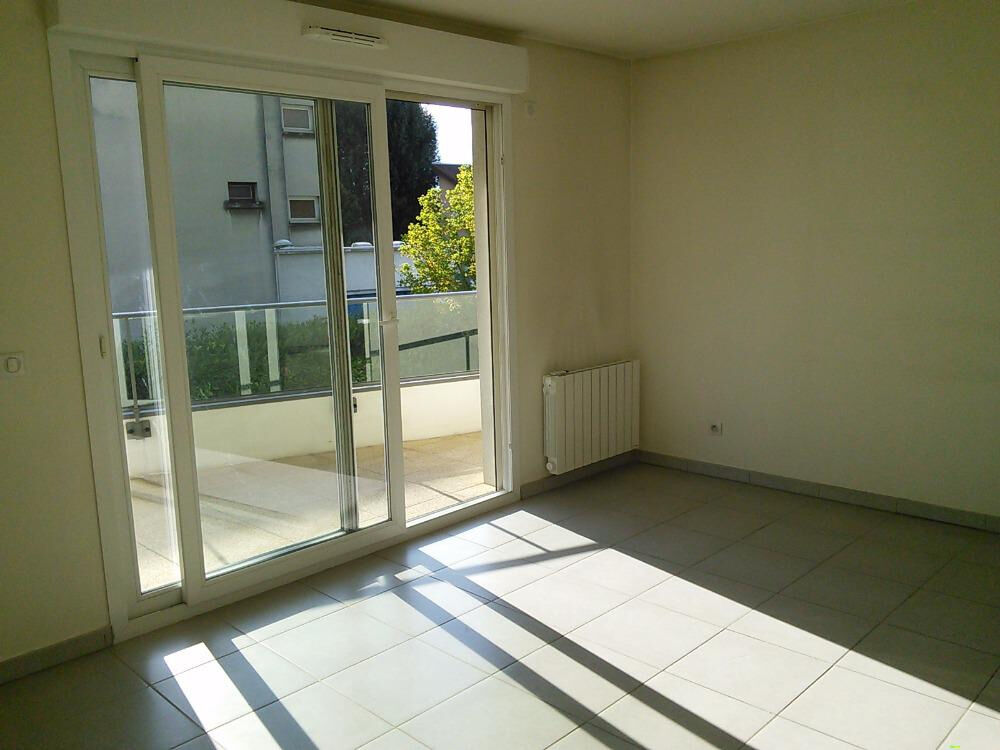Appartement  T2 à louer Eybens 38320