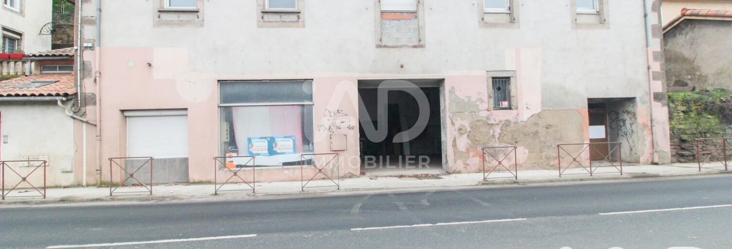 Garage  145 m² à vendre à Saint-Affrique (12400)