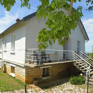 Maison 6 pièces 150500 €