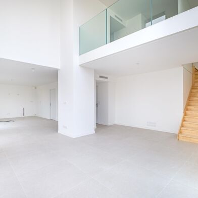 Appartement 5 pièces 748000 €