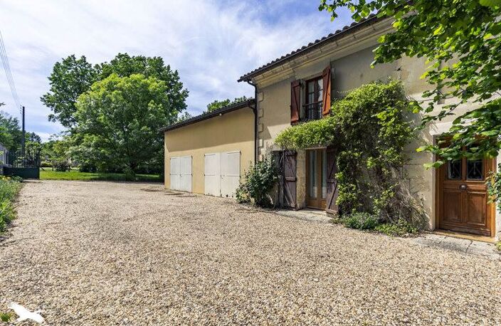 Maison en pierre de 6 pièces principales — photo 2
