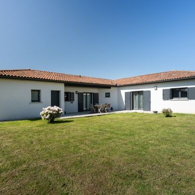 Maison 5 pièces 265500 €