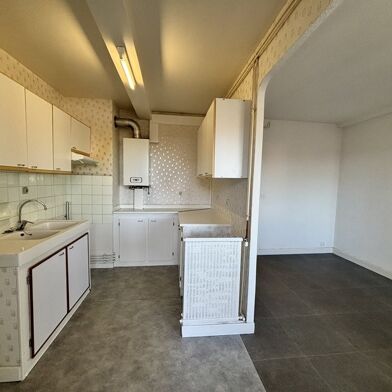 Appartement 3 pièces 66700 €