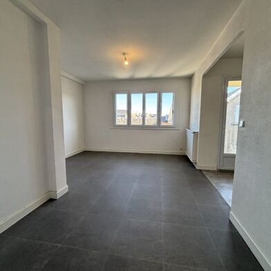Appartement 3 pièces 66700 €