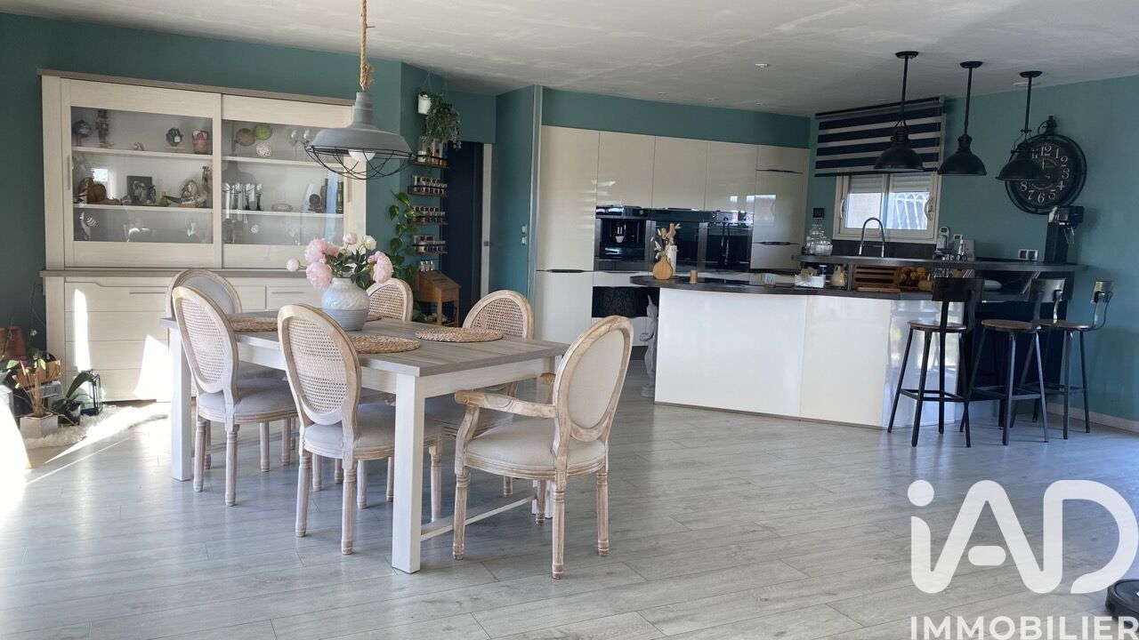 Vente Maison/villa 11 pièces - Photo 2