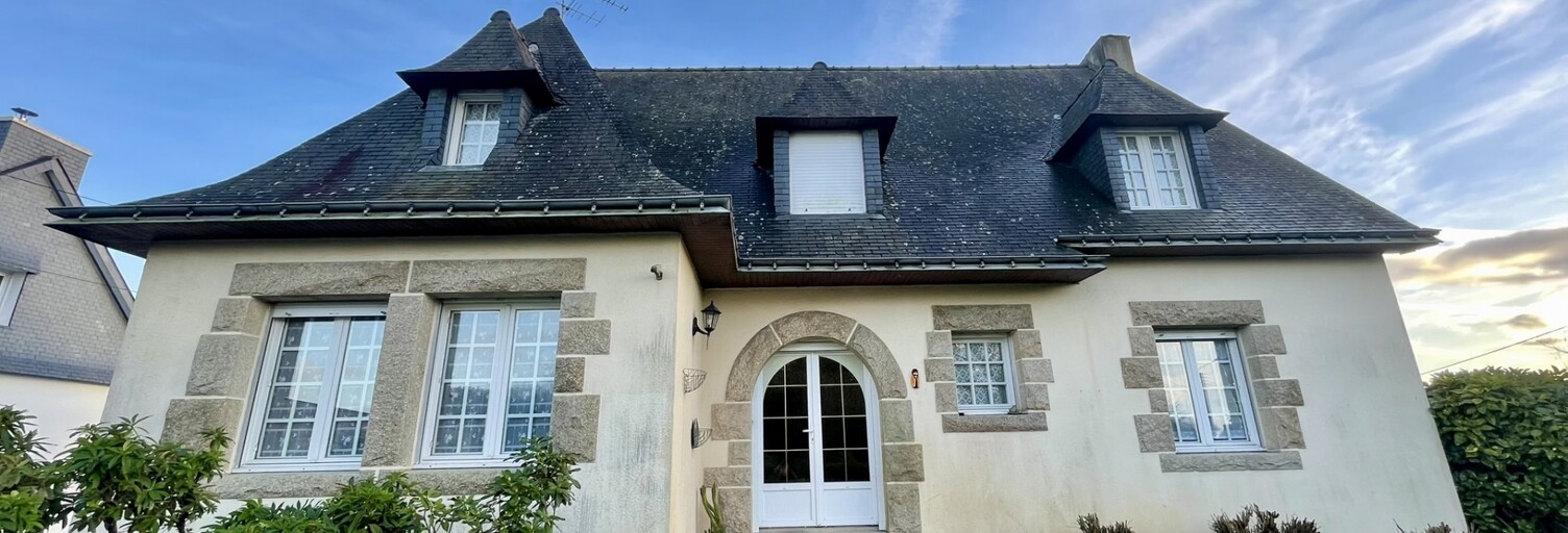 Maison 8 Pièces 217 m² à vendre à Loudéac (22600)