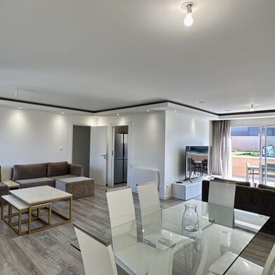 Maison 6 pièces 1650 €