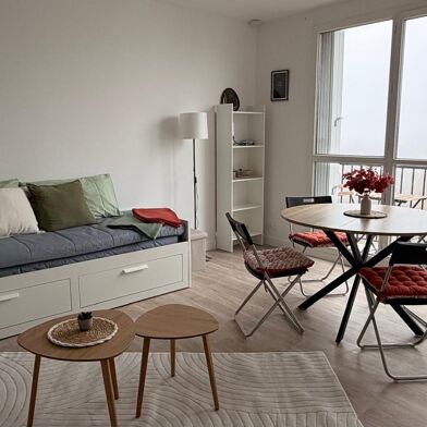 Appartement 1 pièces 590 €