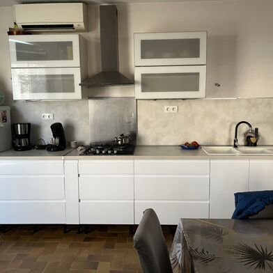 Immeuble  140400 €