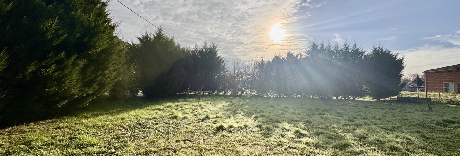 Terrain  3321 m² à vendre à Castelsarrasin (82100)