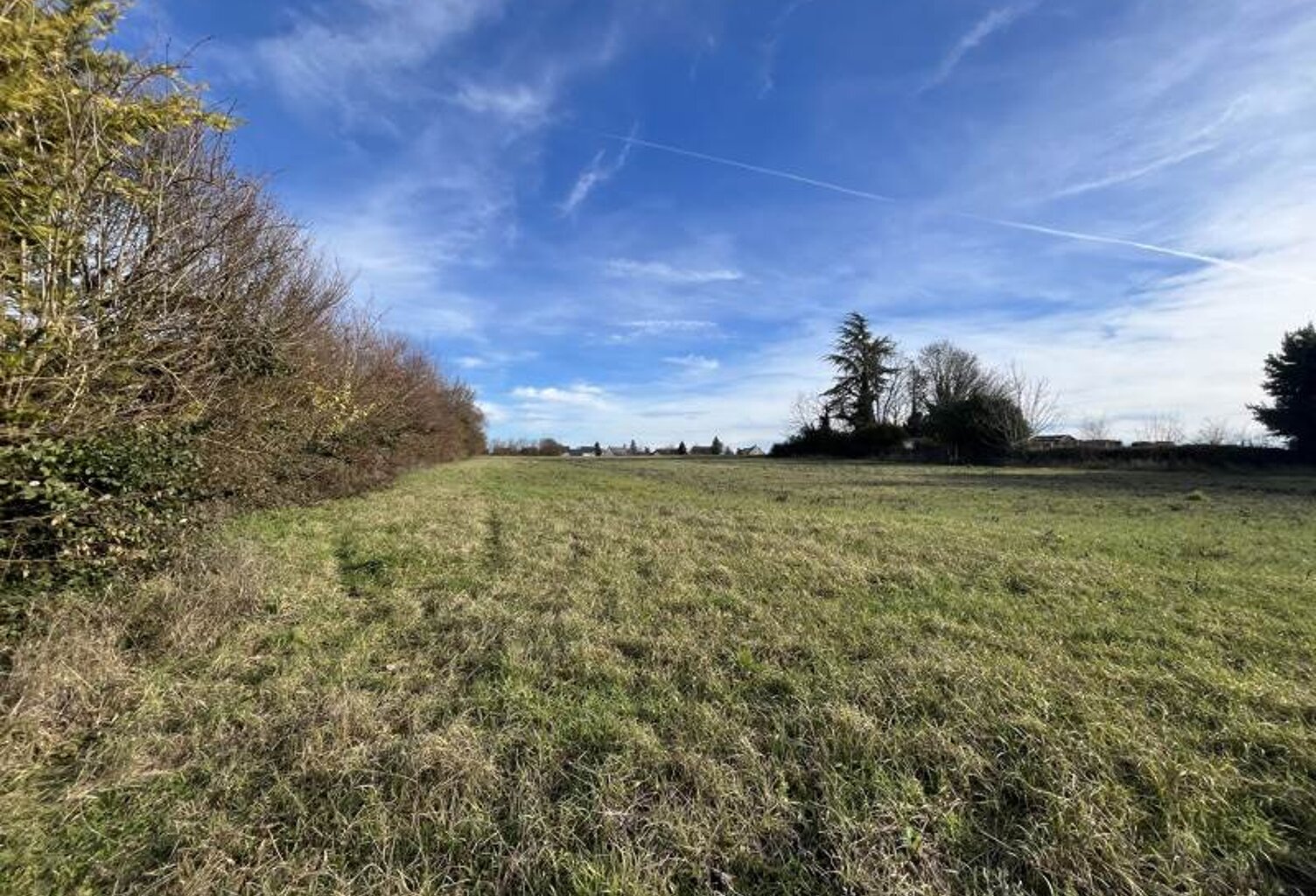 Terrain à bâtir de 0 pièces principales — photo 1