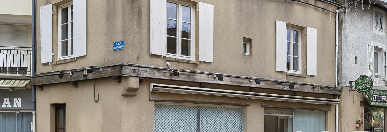 Immeuble  177 m² à vendre à Parthenay (79200)