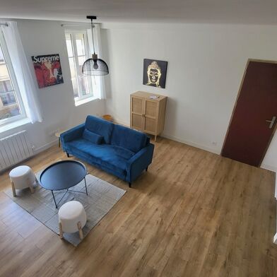 Appartement 3 pièces 700 €